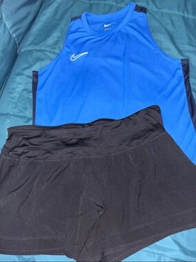 Nike Royal Blue Sleeveless Training Tank-L w/ Champion Black Workout Shorts-XL